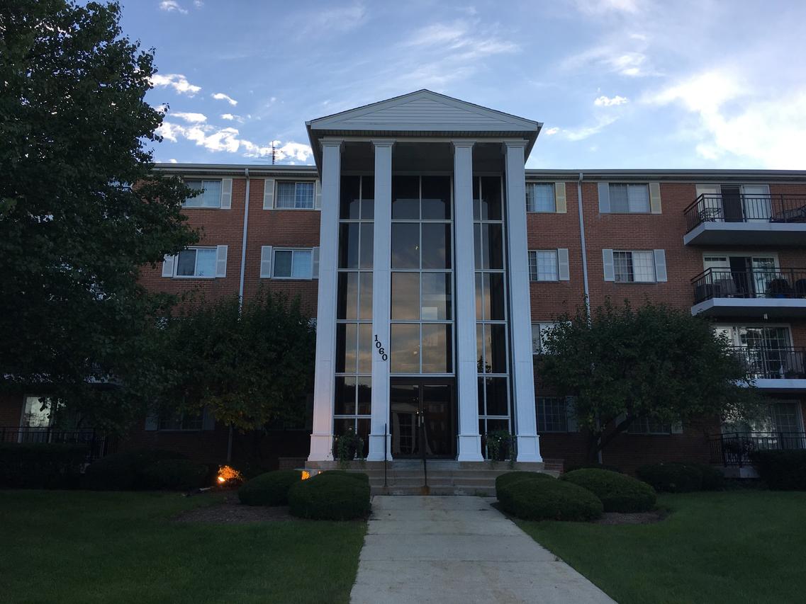 1060 N Farnsworth Ave. #1307, Aurora, IL 60505
