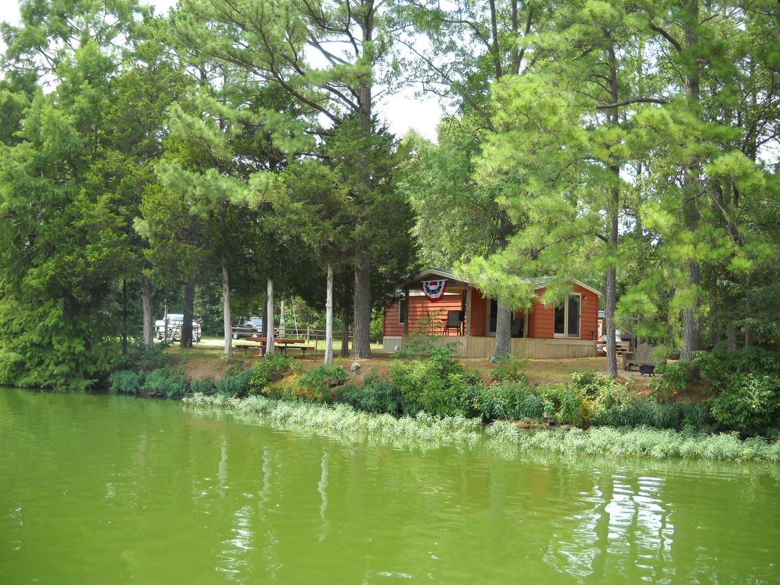 2355 Waverunner Cove, Salem, IL 62881