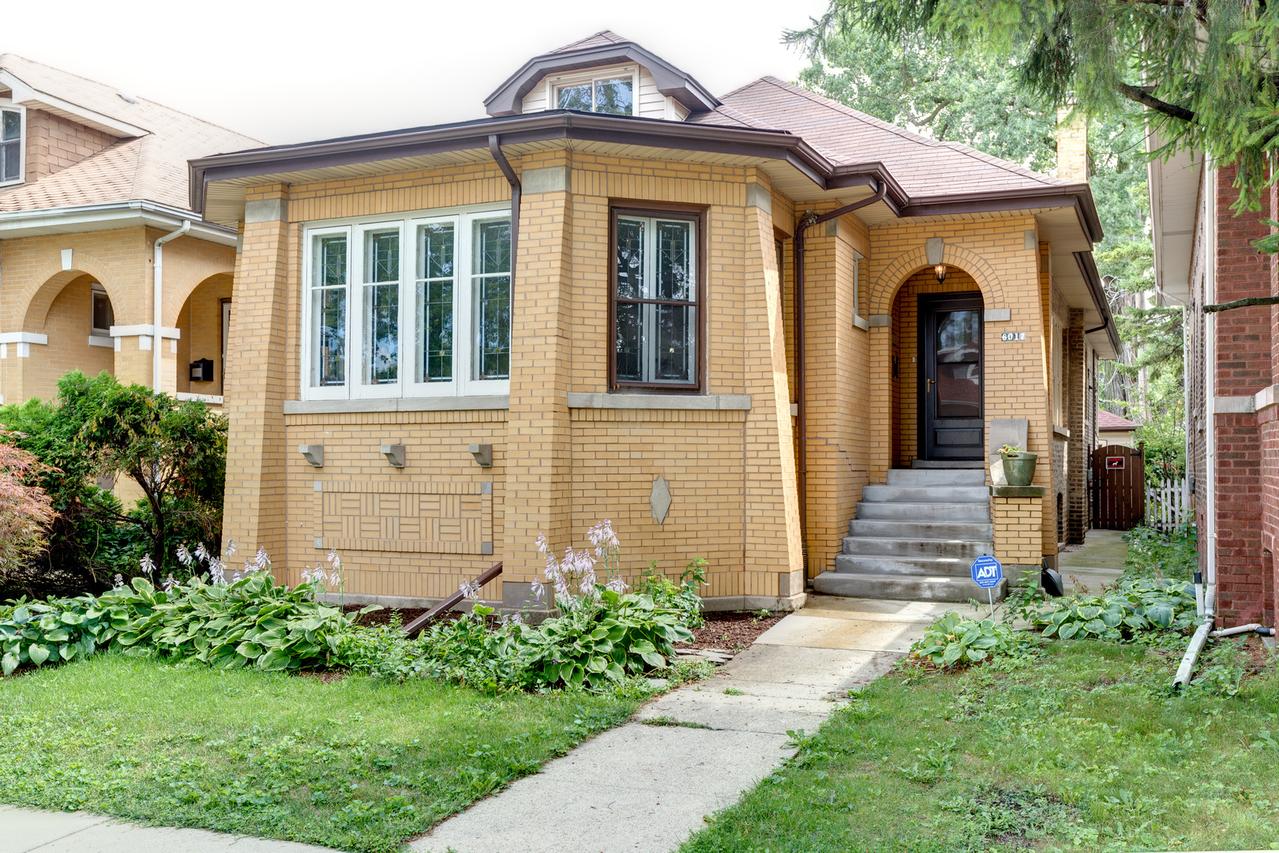 6017 N Maplewood Ave., Chicago, IL 60659