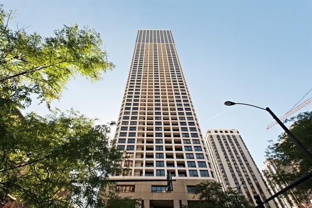 1030 N State St. #43D, Chicago, IL 60610