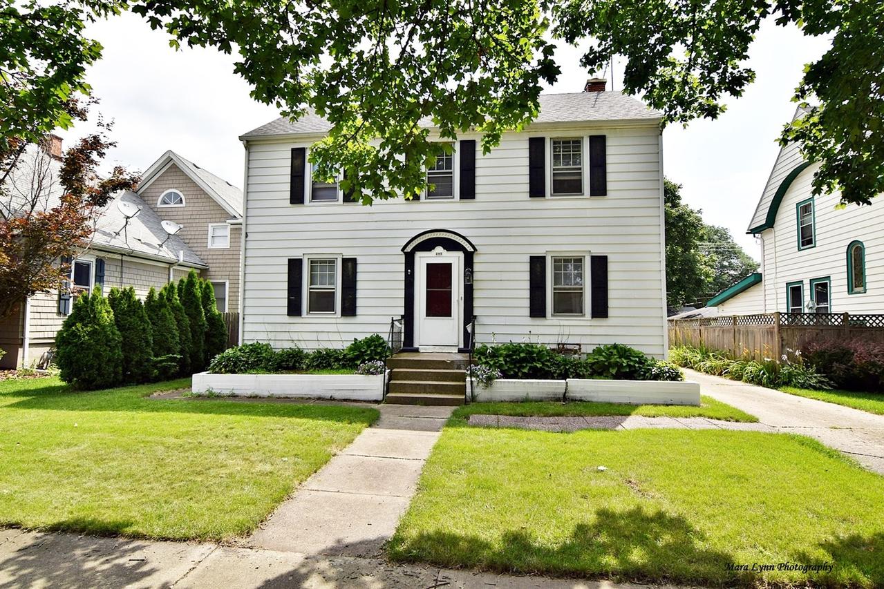 205 Anderson Blvd., Geneva, IL 60134