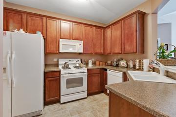 1569 Catalina Ln., Aurora, IL 60504