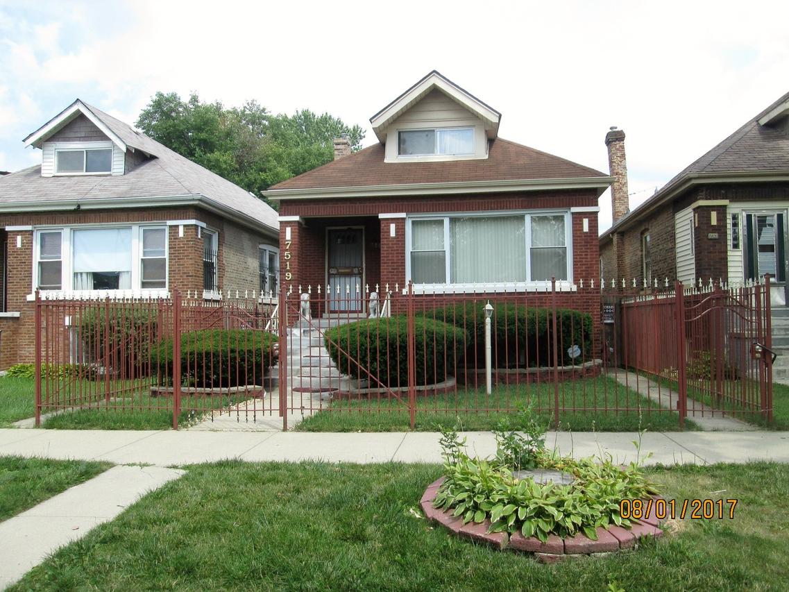 7519 S Carpenter St., Chicago, IL 60620