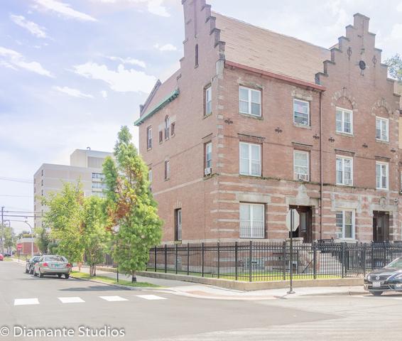 3801 S Giles Ave., Chicago, IL 60653