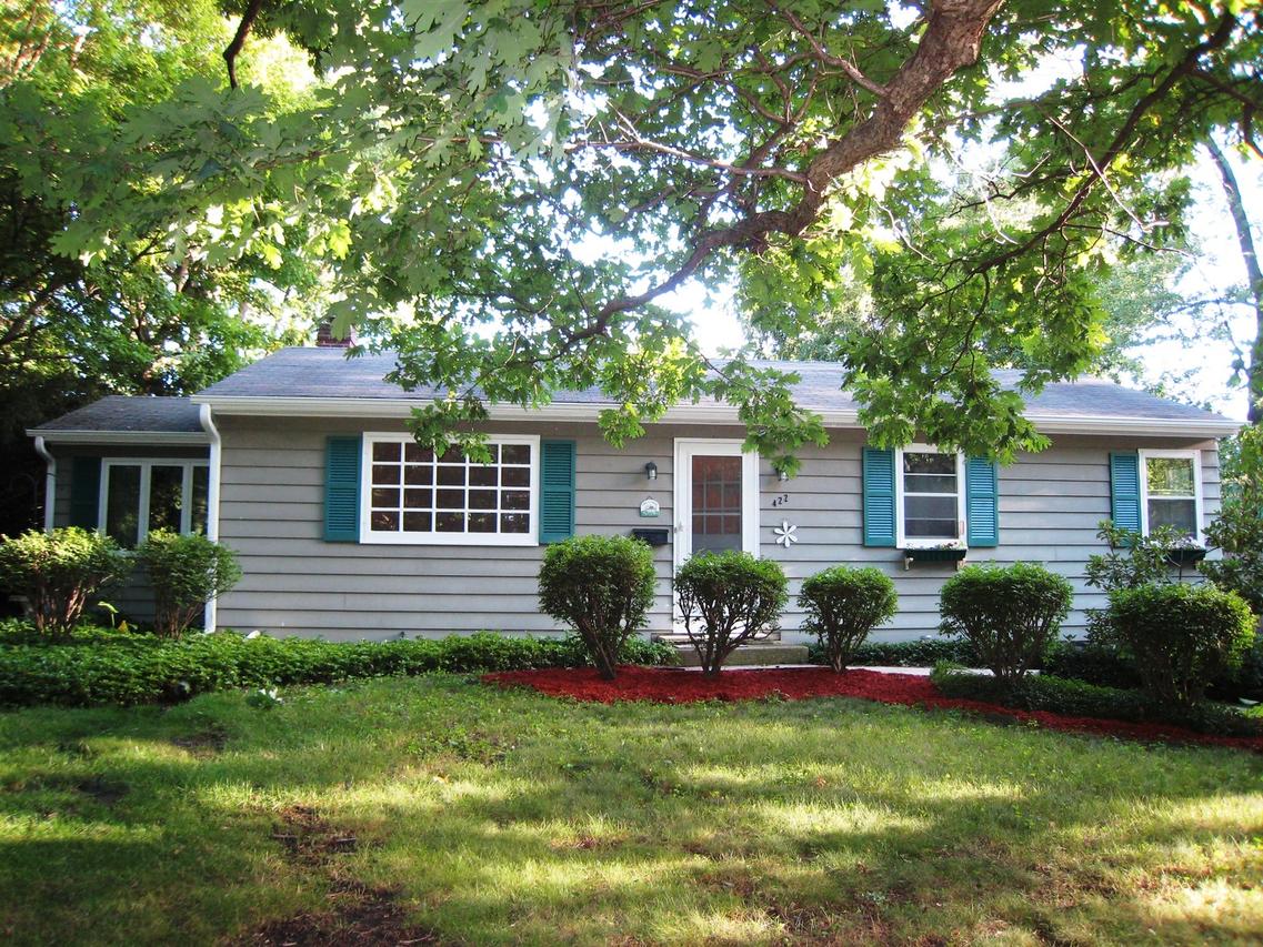 422 Austin Ave., Geneva, IL 60134