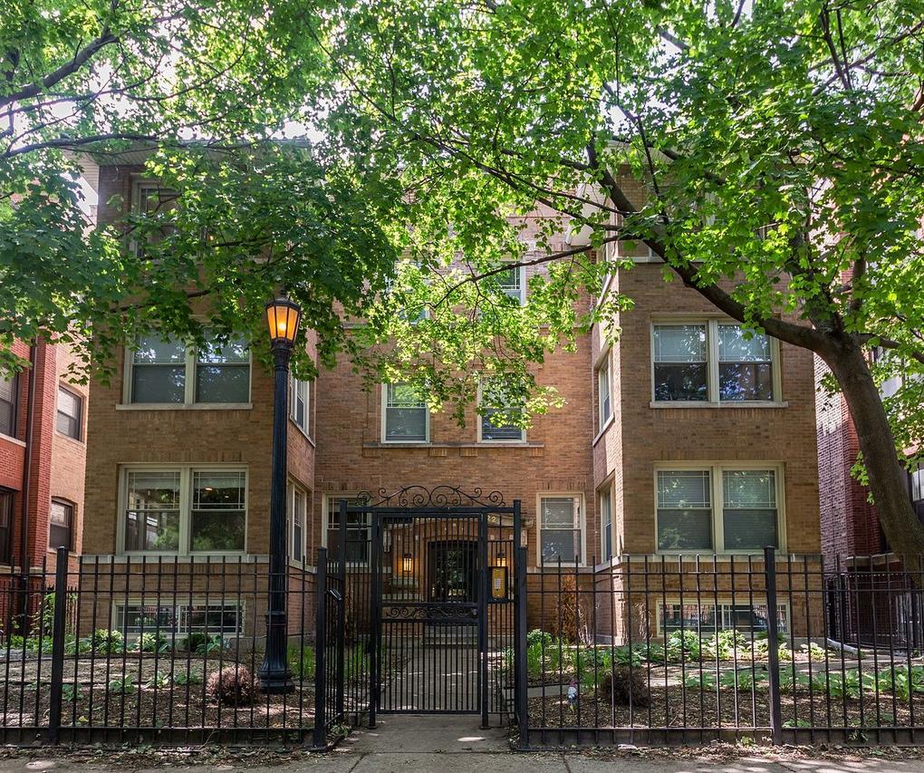 4420 N Malden St. #3, Chicago, IL 60640