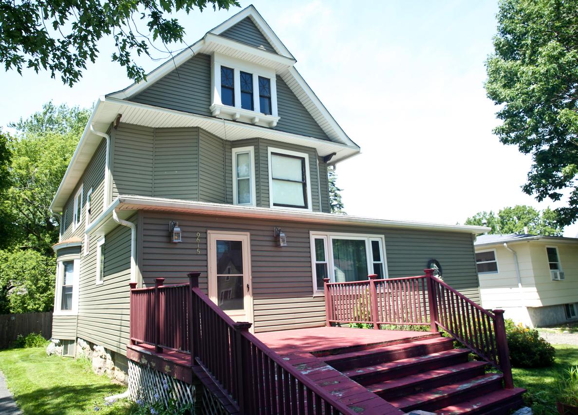 9615 Illinois St., Hebron, IL 60034