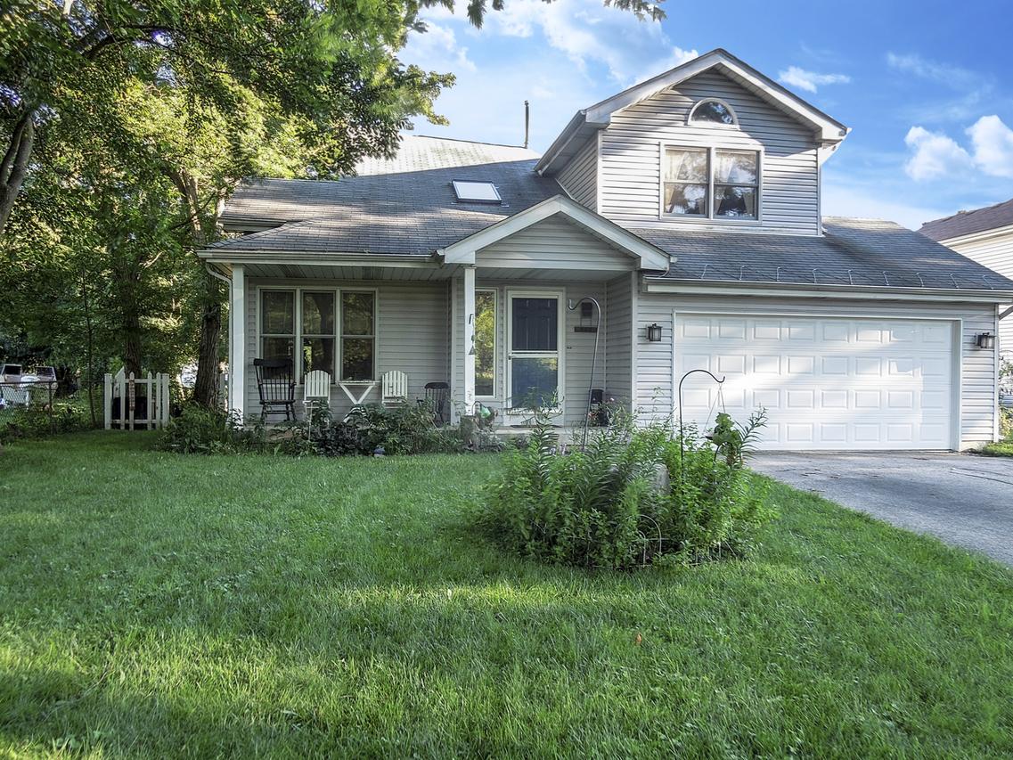 905 W Plum St., Mchenry, IL 60051