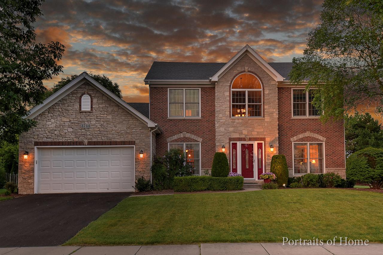 3744 Lawrence Dr., Naperville, IL 60564