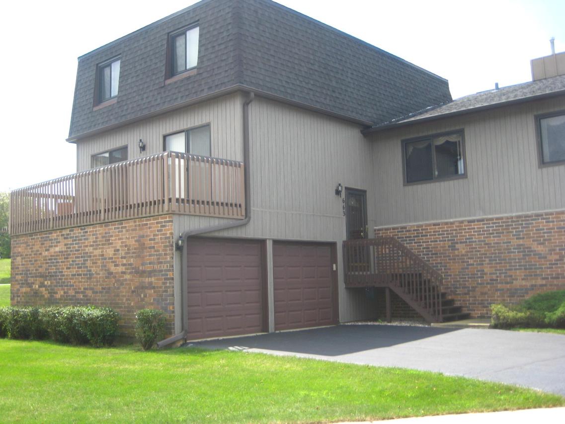 [Address Hidden by Seller], Roselle, IL 60172