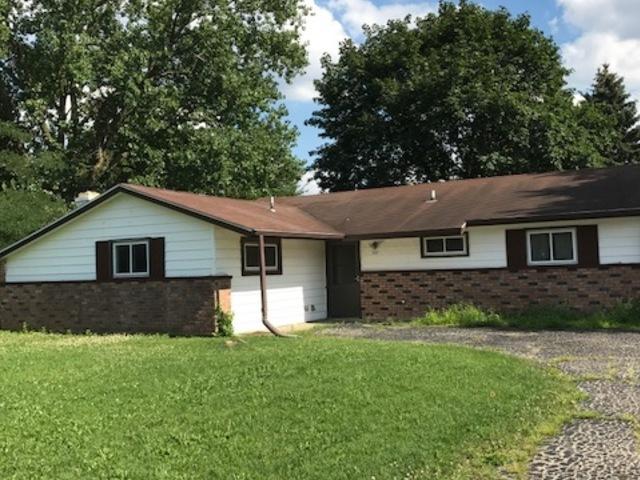 121 Fairwood Dr., Bolingbrook, IL 60440