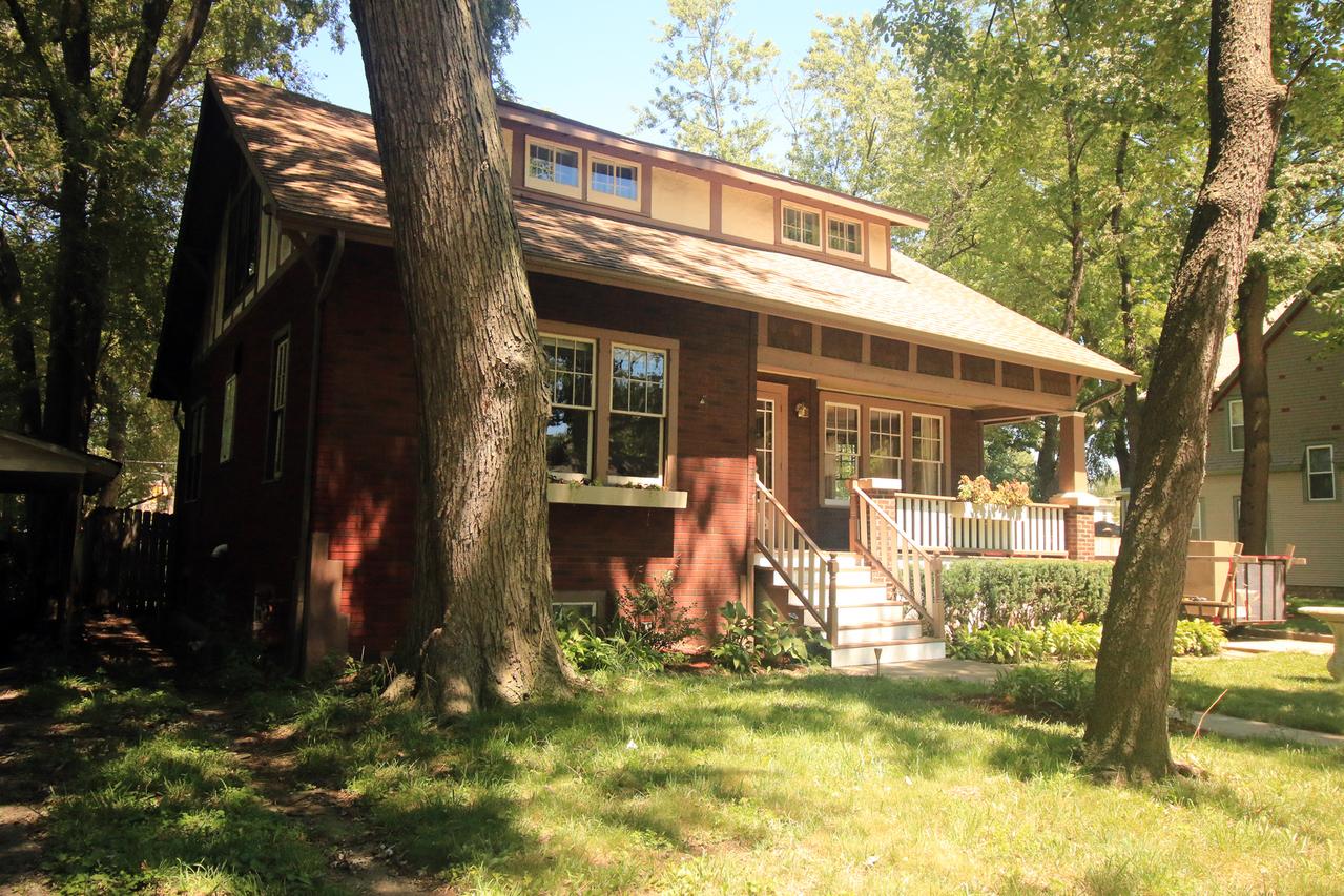 1716 W 100th St., Chicago, IL 60643