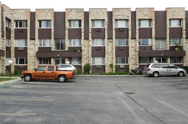8633 W Foster Ave. #2B, Chicago, IL 60656