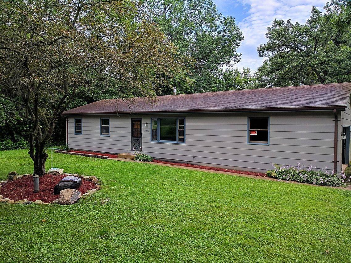 7725 Gene Dr., Wonder Lake, IL 60097