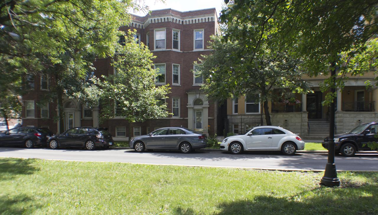 2439 N Kedzie Blvd. #3, Chicago, IL 60647