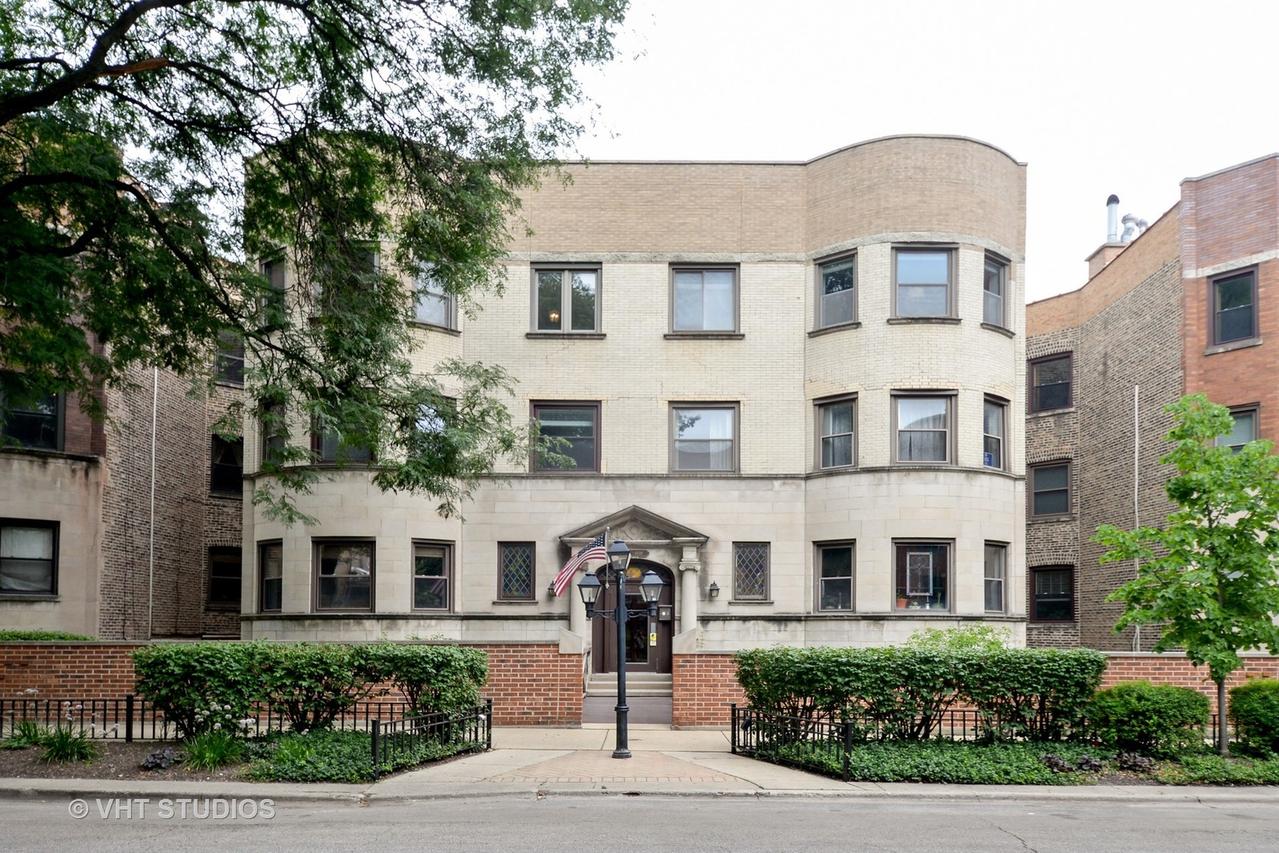1042 W Byron St. #3W, Chicago, IL 60613