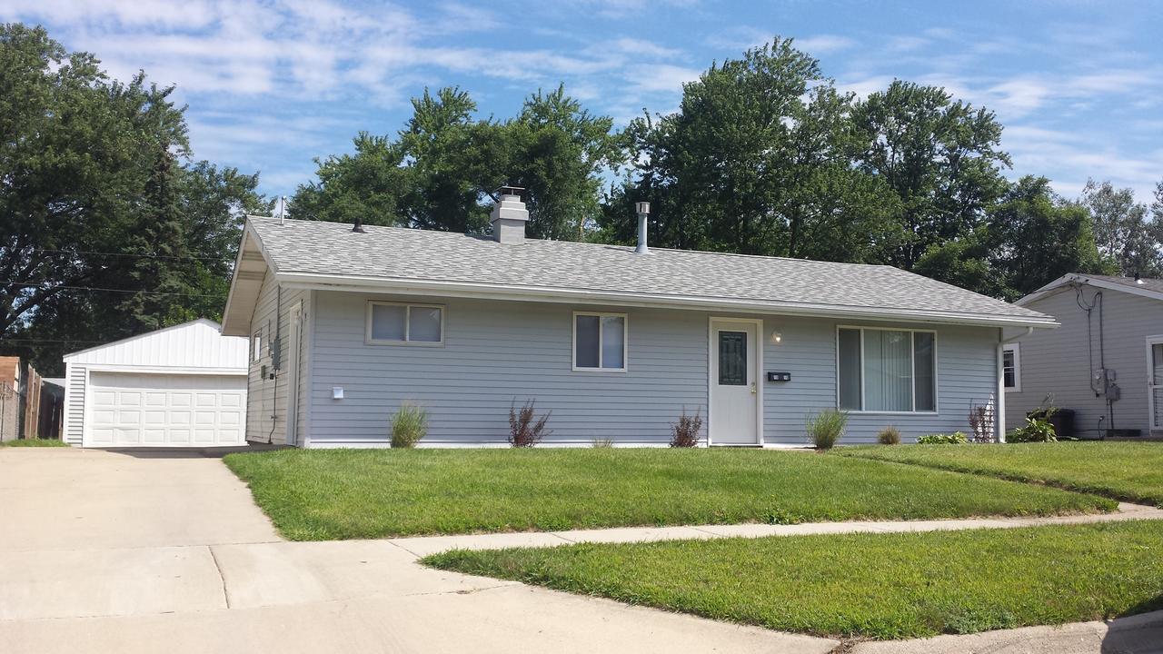 1010 Ramona Ter., Machesney Park, IL 61115