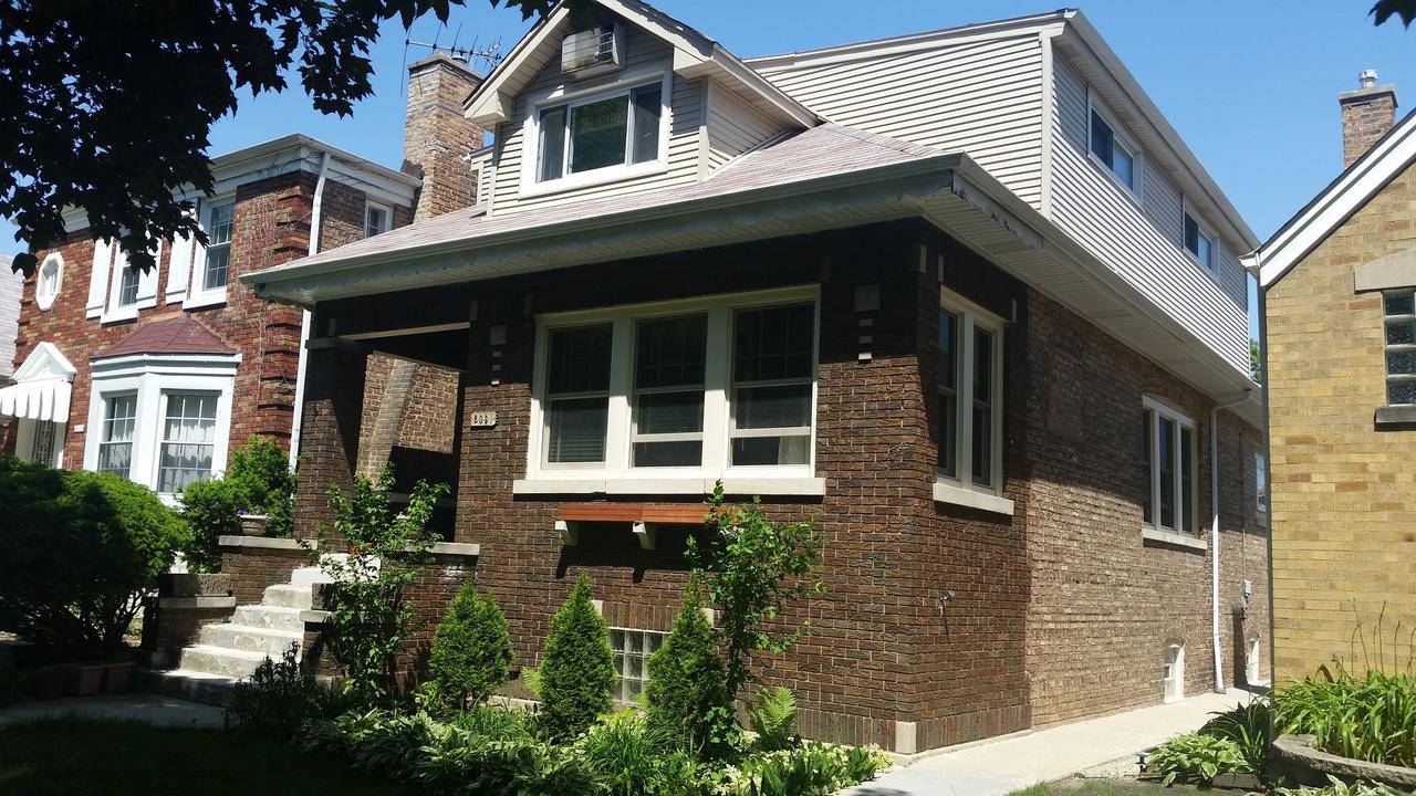 2031 N Newland Ave., Chicago, IL 60707