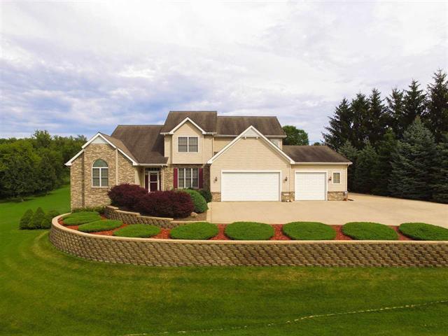 12123 Sleepy Hollow Rd., Roscoe, IL 61073