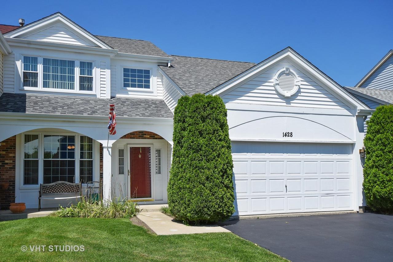 1428 Summerhill Dr., Mundelein, IL 60060