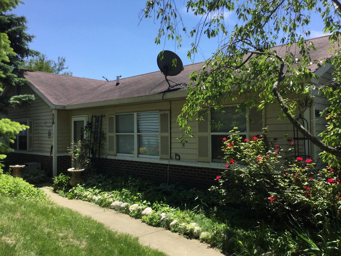 317 N Frontenac St., Aurora, IL 60504