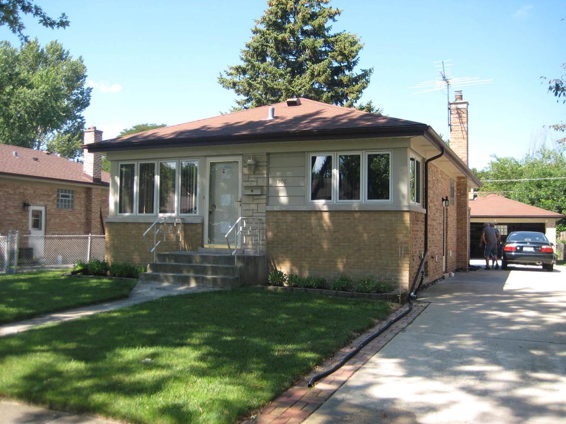1508 Rohde Ave., Berkeley, IL 60163