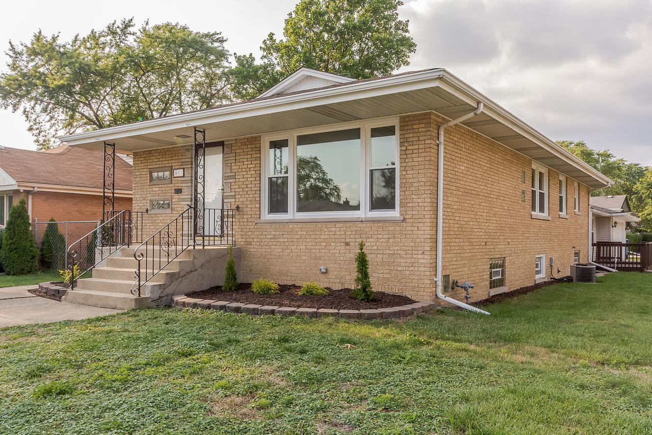 610 E 164th Pl., South Holland, IL 60473