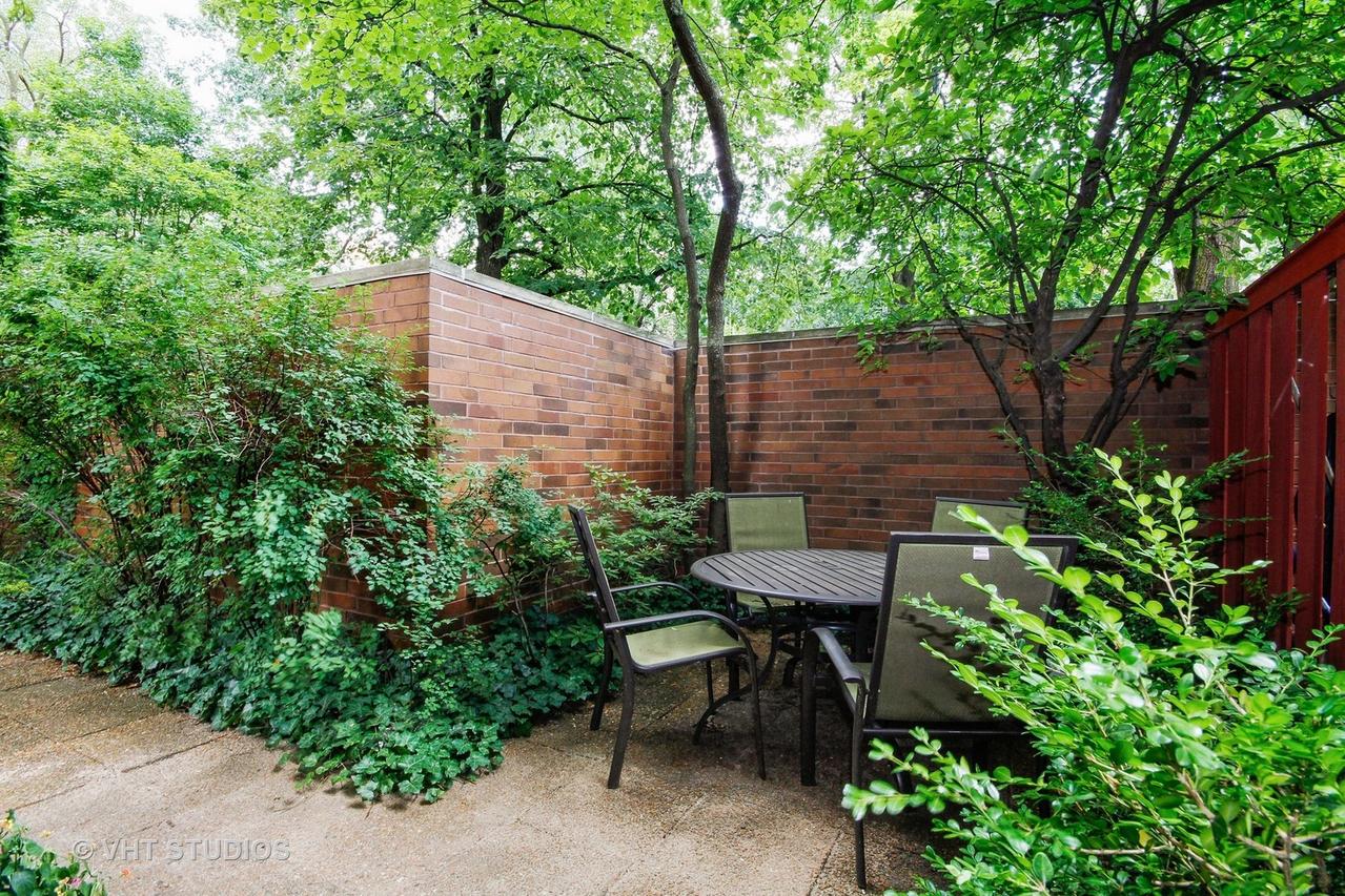 1926 N Mohawk St. #12, Chicago, IL 60614