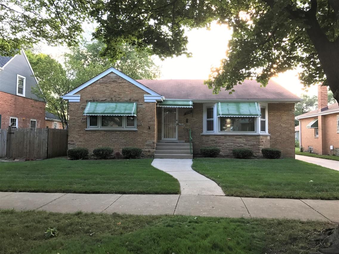 5738 N Odell Ave., Chicago, IL 60631