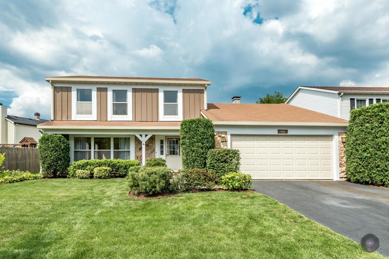 25W020 Oriole Ln., Naperville, IL 60540