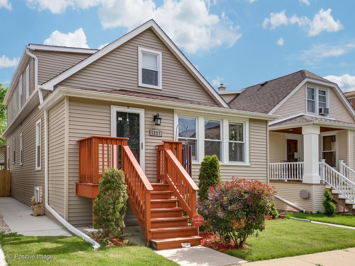 5227 W Warwick Ave., Chicago, IL 60641