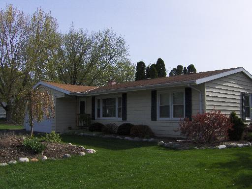 4704 William St., Mchenry, IL 60050