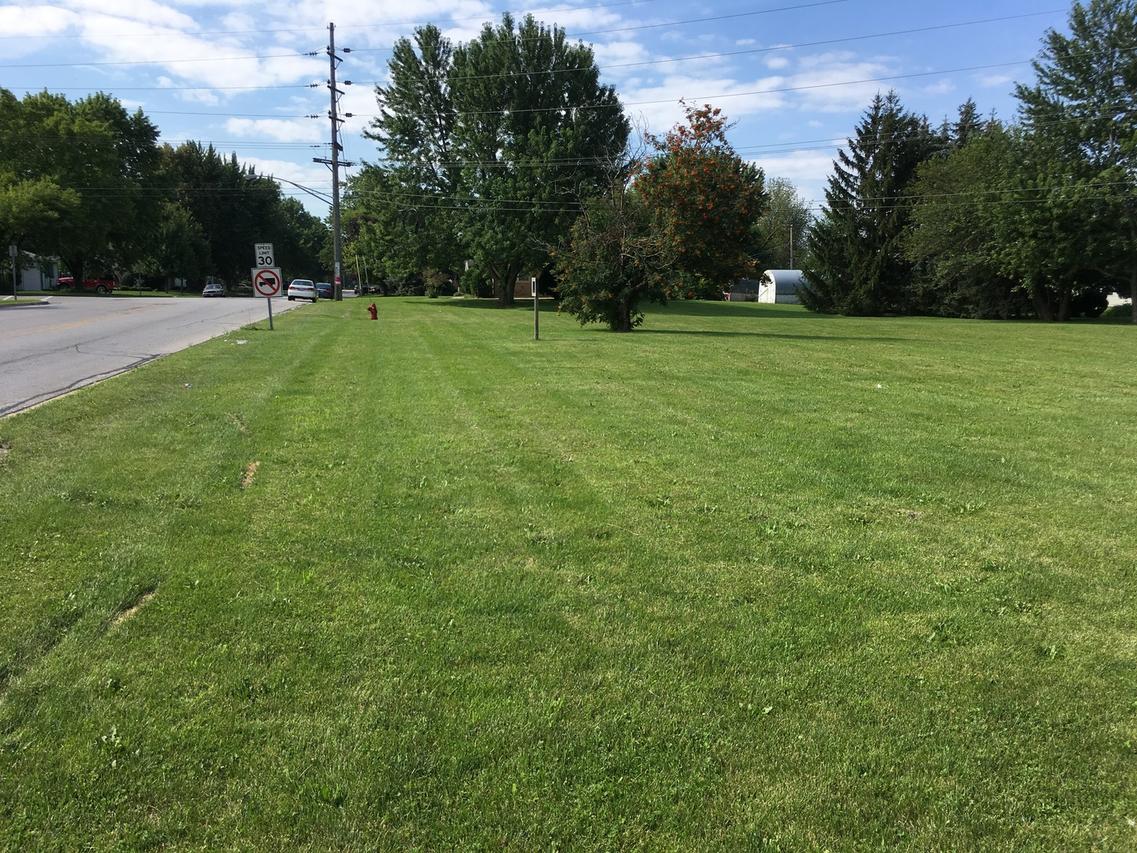 W Indian Tr., Aurora, IL 60505