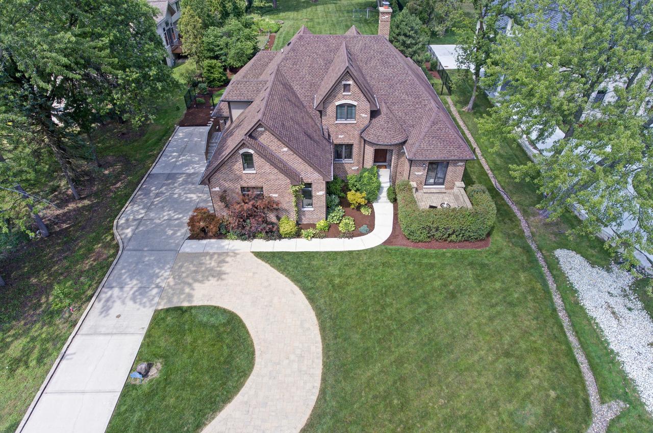 7620 Drew Ave., Burr Ridge, IL 60527