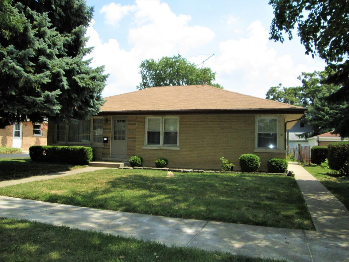 9817 Washington Ave., Oak Lawn, IL 60453