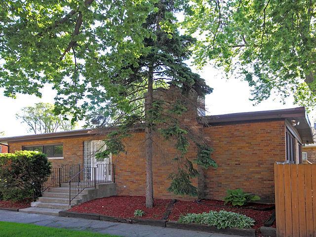1701 E 83rd Pl., Chicago, IL 60617