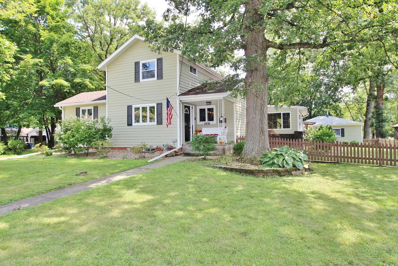 415 West Ave., Morris, IL 60450