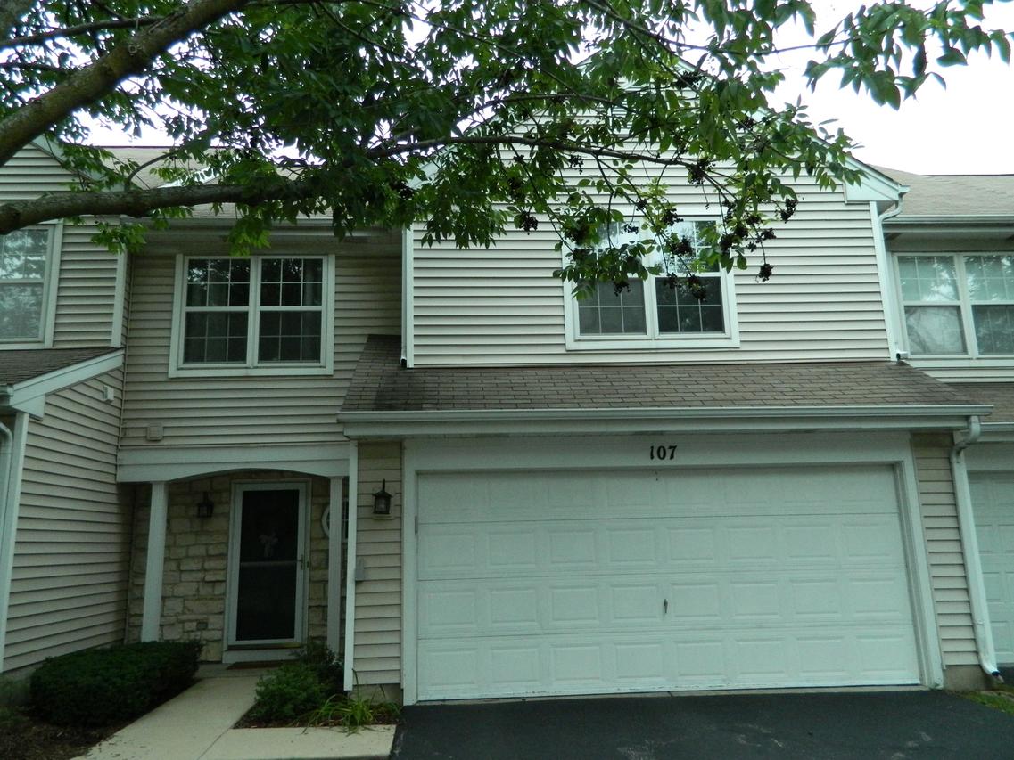 107 Parkview Dr., Wauconda, IL 60084