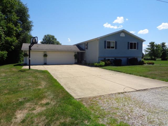 4602 Boll Ln., Champaign, IL 61822