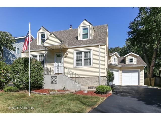 6243 Pershing Ave., Downers Grove, IL 60516