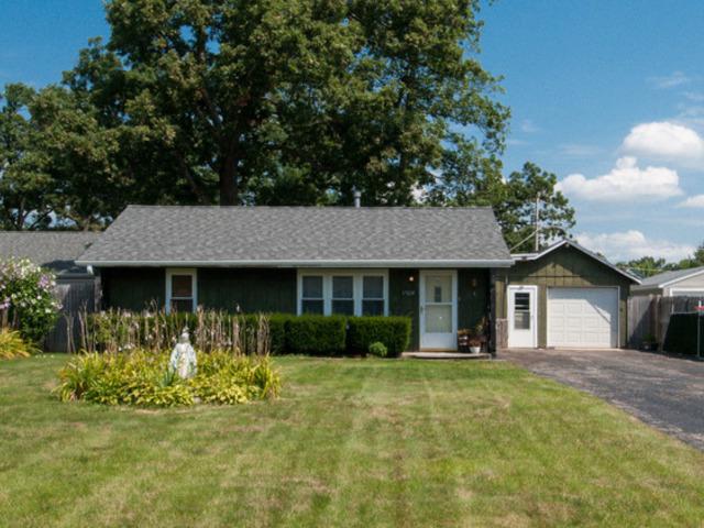 17824 W Twin Lakes Blvd., Grayslake, IL 60030