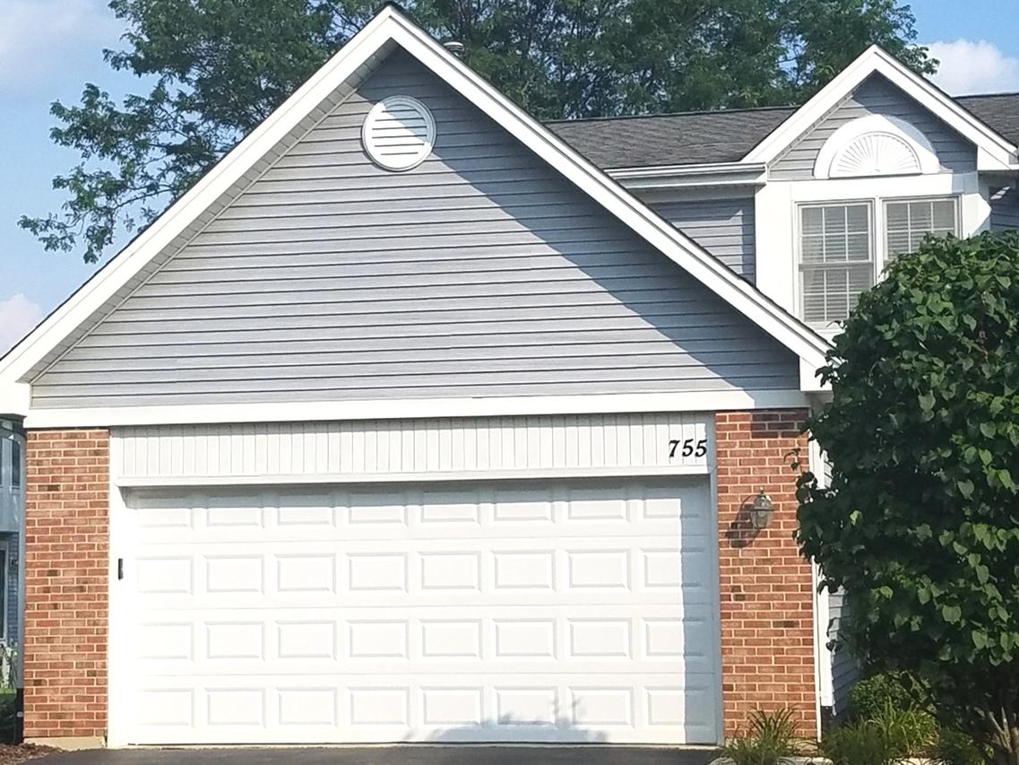 755 Hoover Dr., Carol Stream, IL 60188