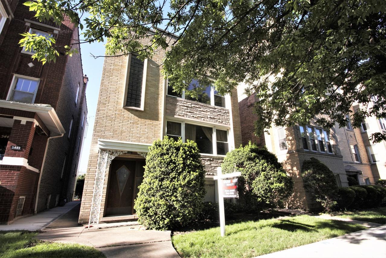 5451 W Sunnyside Ave., Chicago, IL 60630