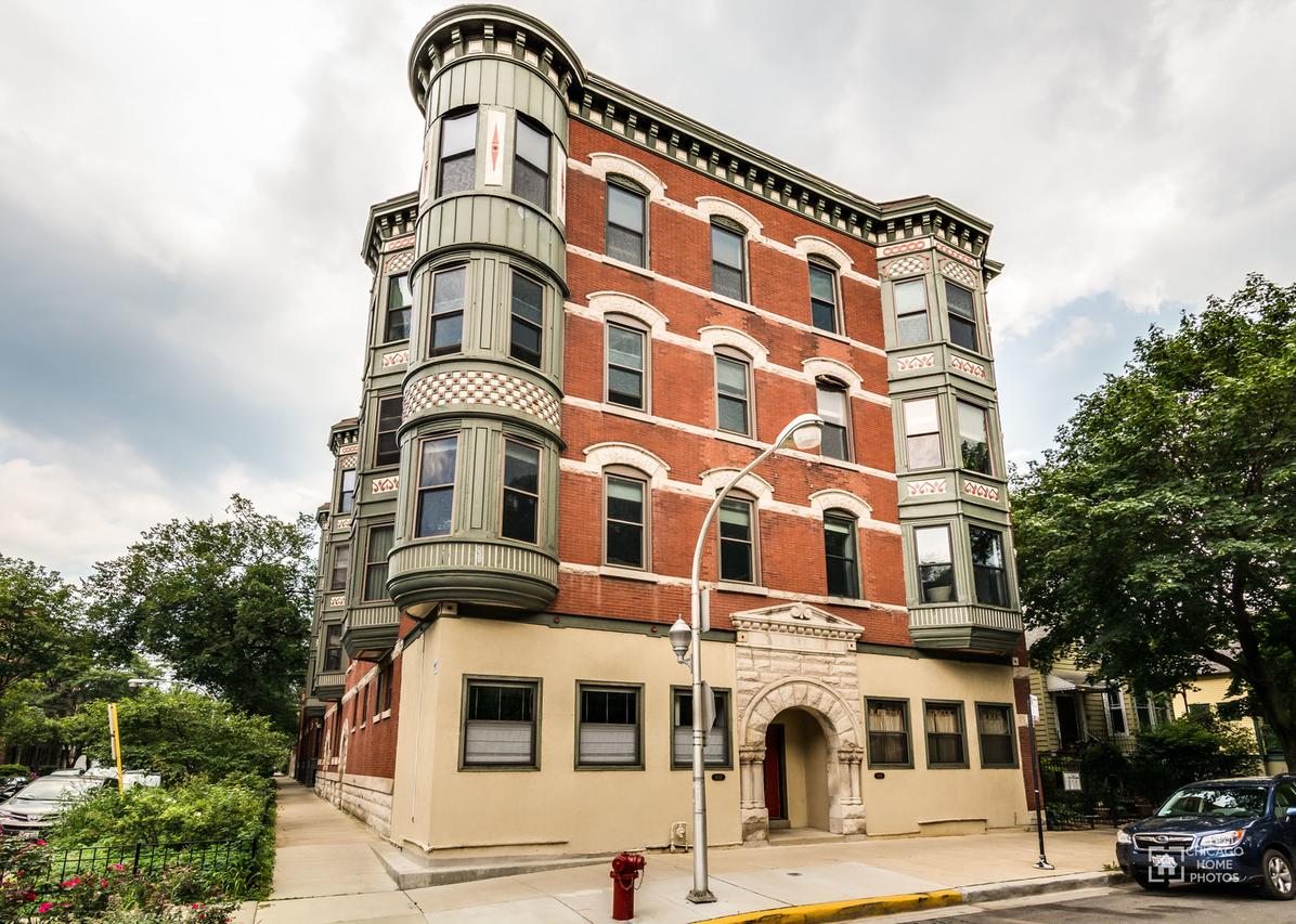3057 N Seminary Ave. #1N, Chicago, IL 60657