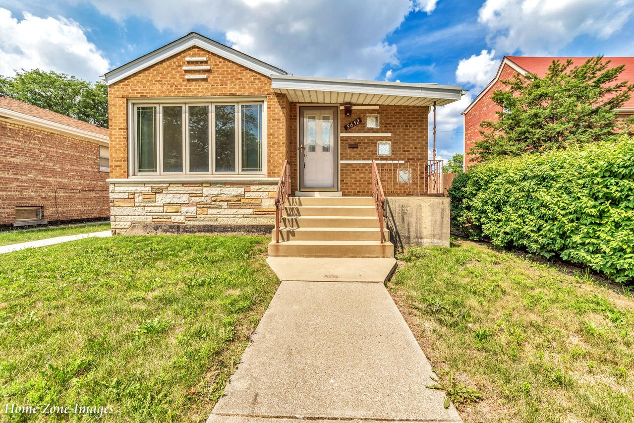 5652 S Austin Ave., Chicago, IL 60638