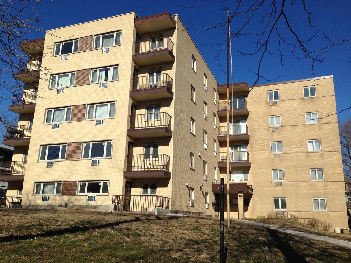 2030 W 111th St. #207, Chicago, IL 60643