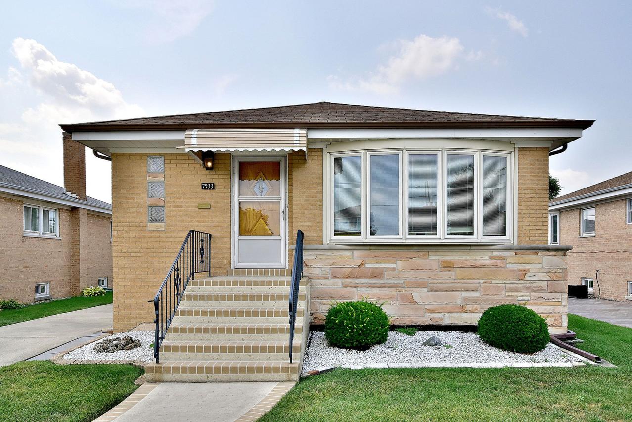 7933 W Seminole St., Chicago, IL 60631