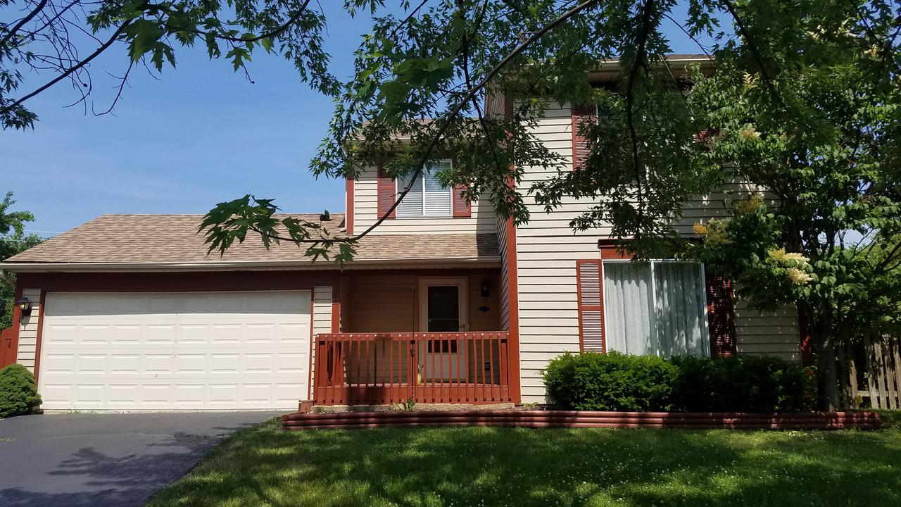 12 Ash Ct., Streamwood, IL 60107