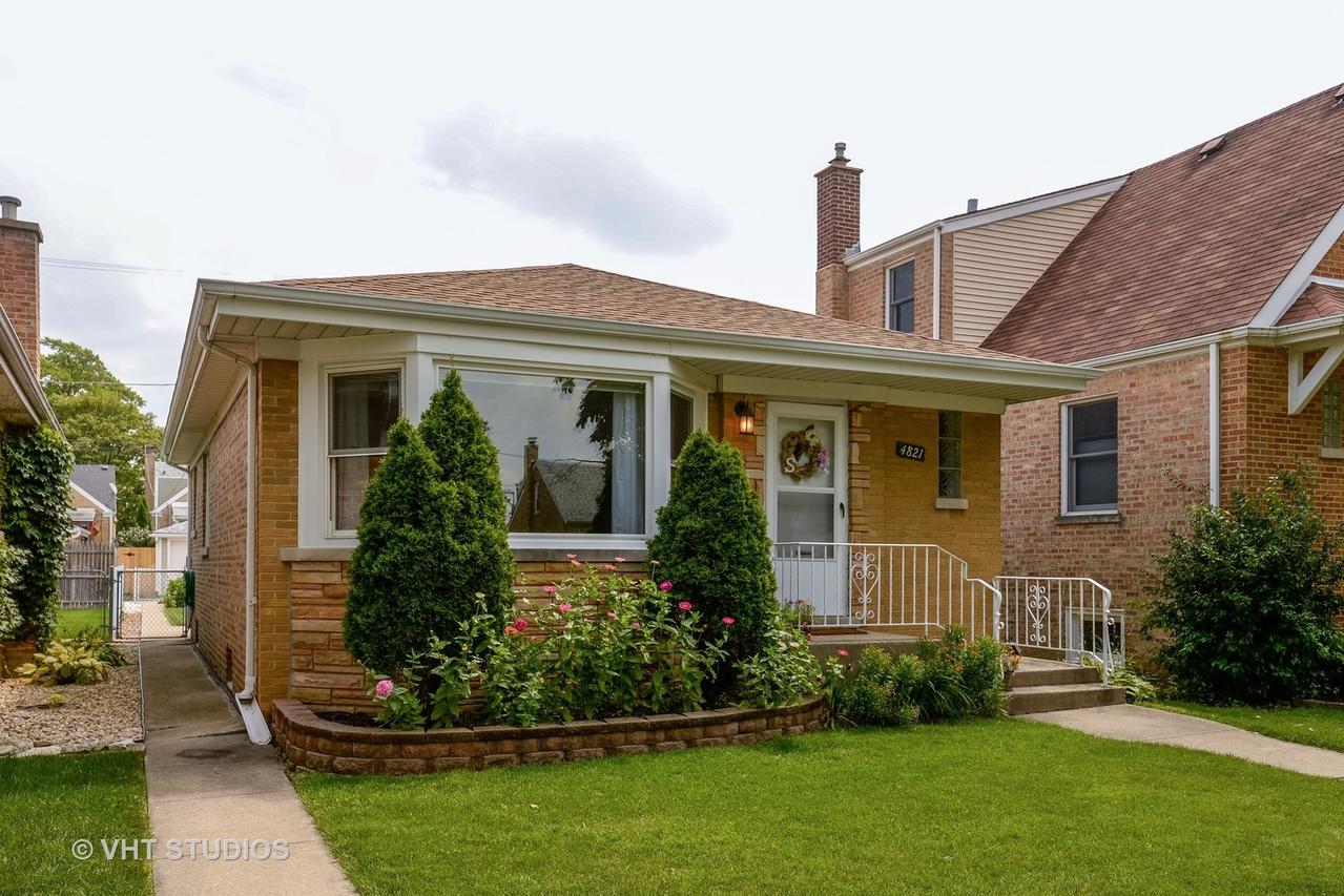 4821 N Mobile Ave., Chicago, IL 60630