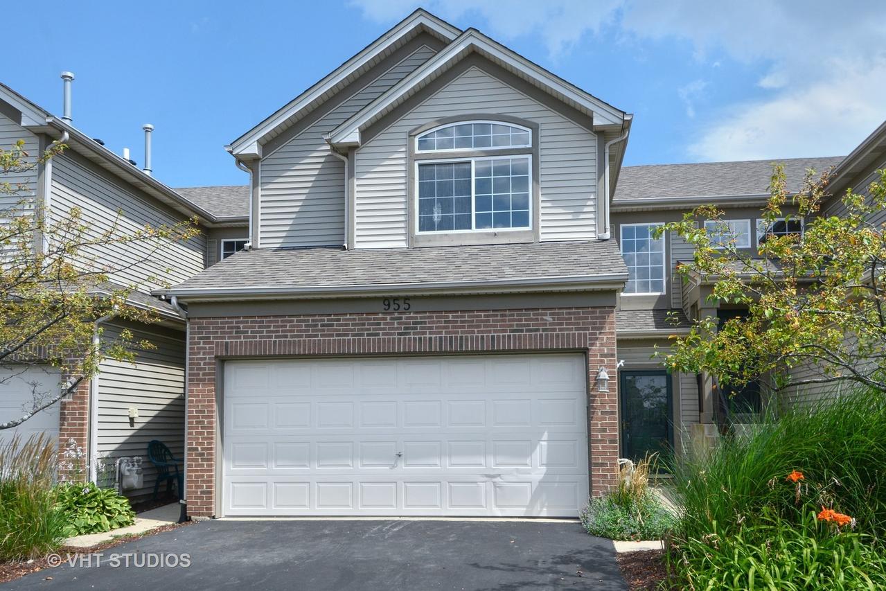 955 Asbury Dr., Aurora, IL 60502